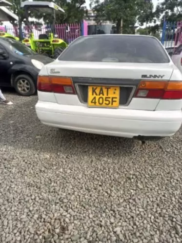 Nissan Sunny