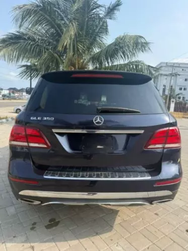 Mercedes-Benz GLE 400