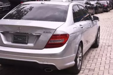 Mercedes-Benz C 300