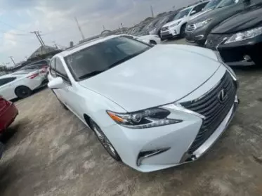 Lexus ES 350