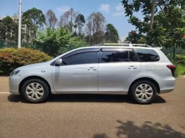 Toyota Fielder 