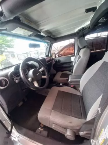 JEEP Wrangler Sahara