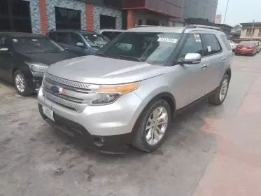 Ford EXPLORER 3.5L