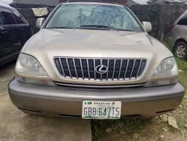 Lexus RX 300