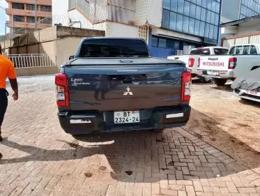 Mitsubishi L200 D/C Sportero A/T