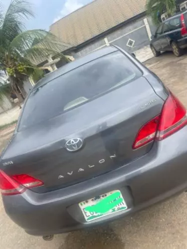 Toyota Avalon