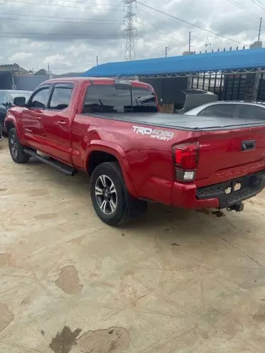 Toyota Tacoma