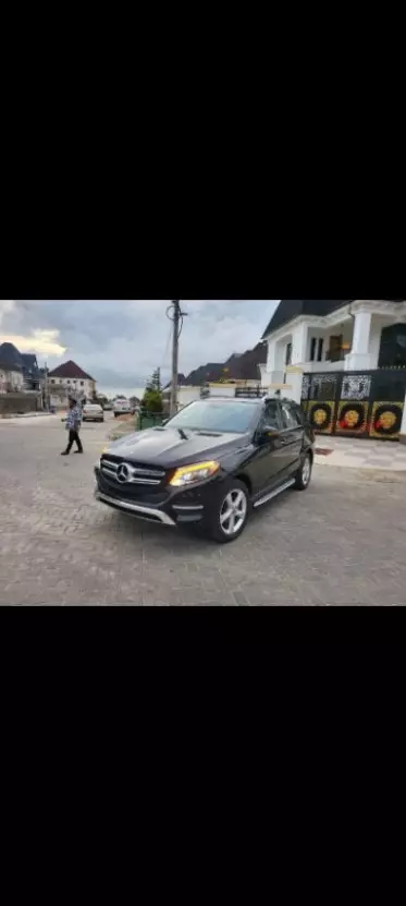 Mercedes-Benz GLE 350