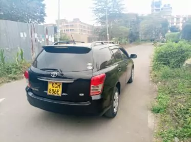 Toyota Fielder 