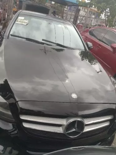 Mercedes-Benz C 300