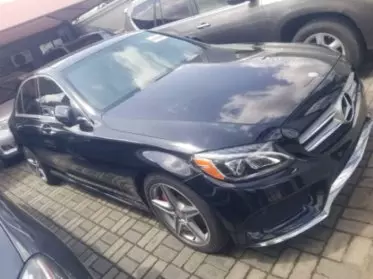 Mercedes-Benz C 300