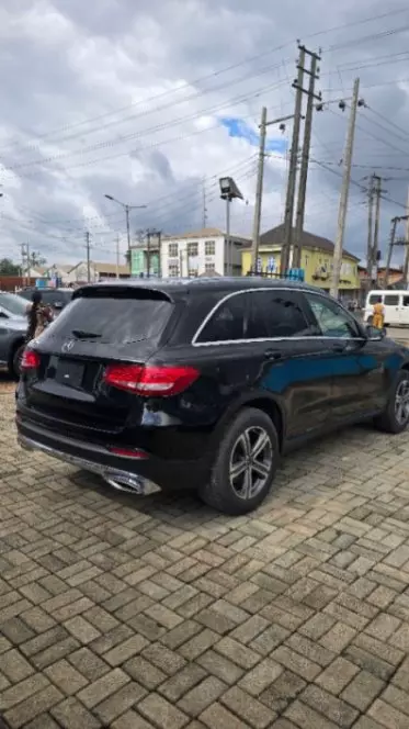 Mercedes-Benz GLC 300