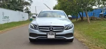 Mercedes-Benz E 250