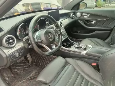 Mercedes-Benz C 400