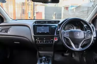 Honda Grace Hybrid