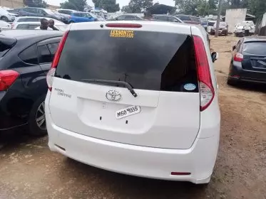 Toyota Passo Sette