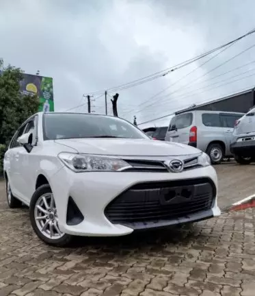 Toyota Fielder 