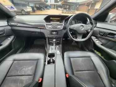 Mercedes-Benz E250