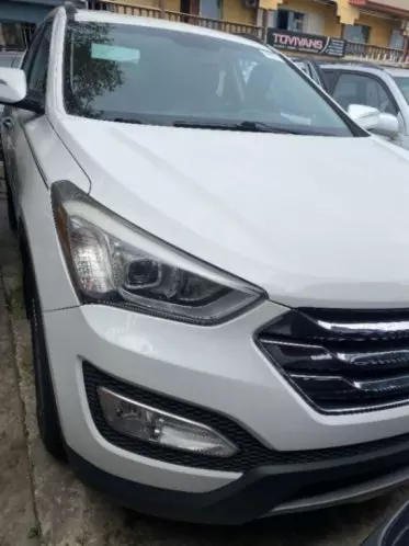 Hyundai Santa FE