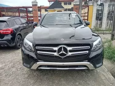Mercedes-Benz GLC 300