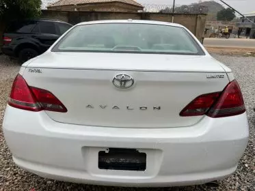 Toyota Avalon