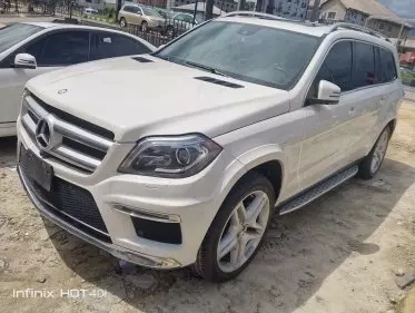 Mercedes-Benz GL 550