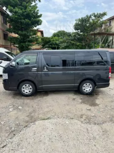 Toyota Hiace