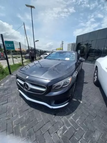 Mercedes-Benz S 550