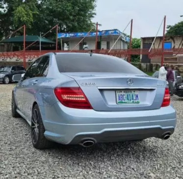Mercedes-Benz C 300