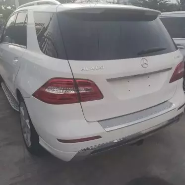 Mercedes-Benz ML 400