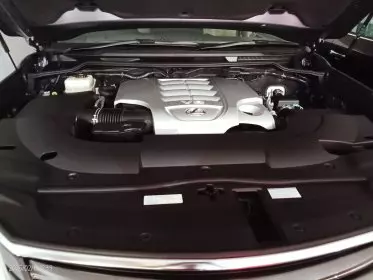 Lexus LX 570