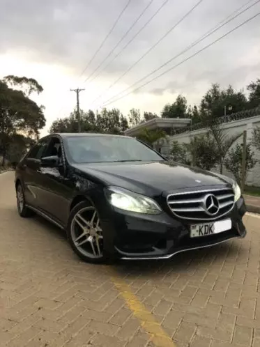 Mercedes-Benz E250