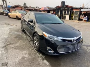Toyota Avalon