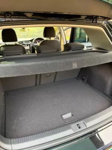 VOLKSWAGEN polo sedadan trend  ba ess