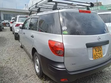 Nissan Advan