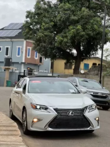 Lexus ES 350