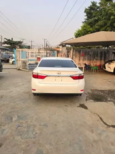 Lexus ES 350