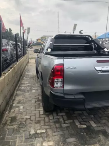 Toyota Hilux
