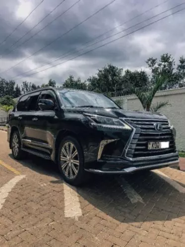 Lexus 570