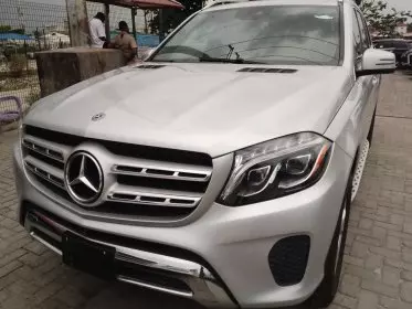 Mercedes-Benz GLS 450