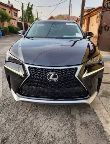 Lexus NX 200T