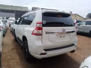 Toyota Landcruiser Prado