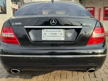 Mercedes-Benz C 300