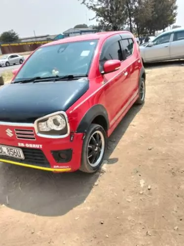 SUZUKI alto