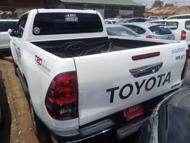 Toyota Hilux
