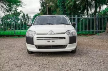 Toyota Succeed 