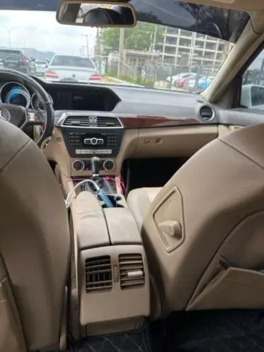 Mercedes-Benz C 350