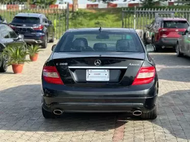 Mercedes-Benz C 300