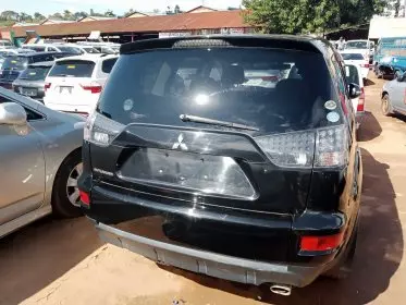 Mitsubishi Outlander GLX