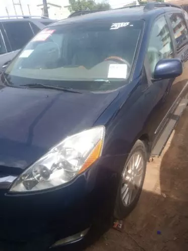 Toyota Sienna